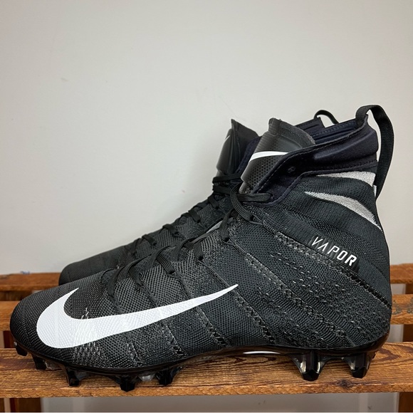 NEW Nike Vapor Untouchable 3 Elite Flyknit Mid Football Cleats Black Men’s 14 - Picture 3 of 11